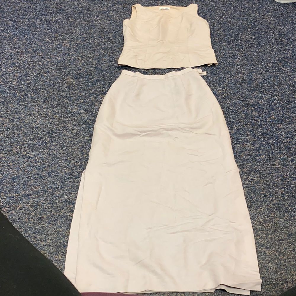 Paul Harris 2 piece Skirt set sz. 4